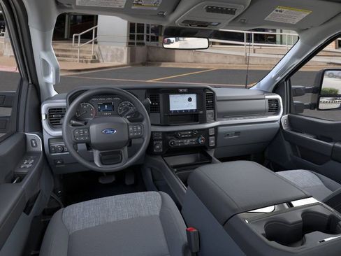 New 2026 Ford F350 XLT w/ FX4 Off-Road Package AWD/4WD image 11