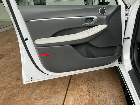 Used 2025 Hyundai Sonata SEL image 13