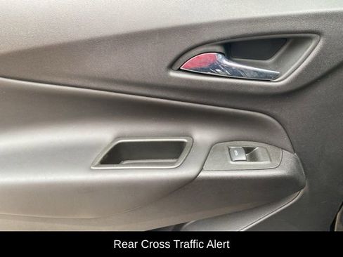 Used 2022 Chevrolet Equinox LT image 14