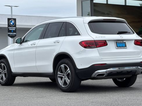 Used 2022 Mercedes-Benz GLC 300 4MATIC image 3
