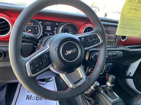 Used 2023 Jeep Wrangler Unlimited Rubicon w/ LED Lighting Group AWD/4WD image 11