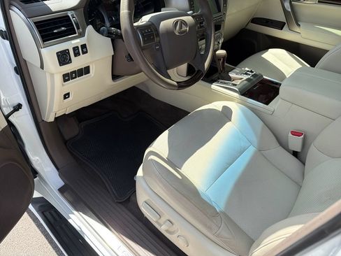 Used 2017 Lexus GX 460 Premium AWD/4WD image 21