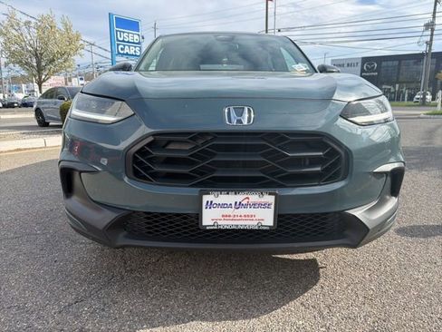 Used 2024 Honda HR-V Sport image 2