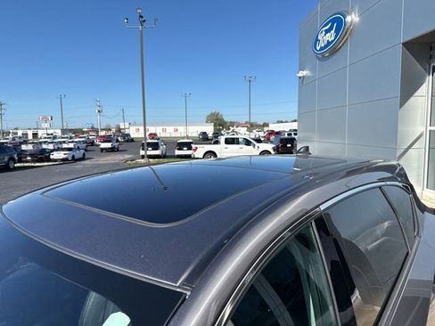 Used 2021 Acura RDX w/ Technology Package image 11