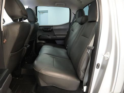 Used 2023 Toyota Tacoma SR AWD/4WD image 26