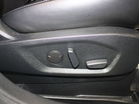 Used 2021 Ford Edge Titanium image 26