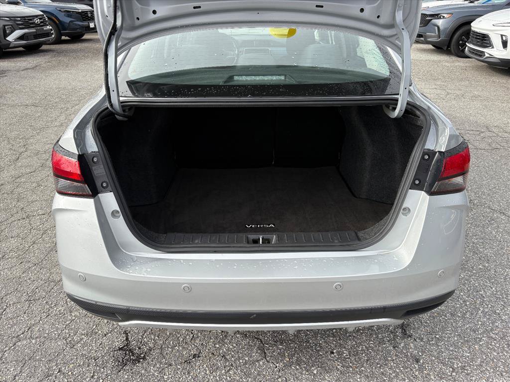 Used 2023 Nissan Versa SV FWD image 25