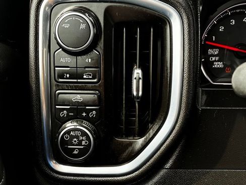 Used 2019 Chevrolet Silverado 1500 LT w/ All-Star Edition image 25