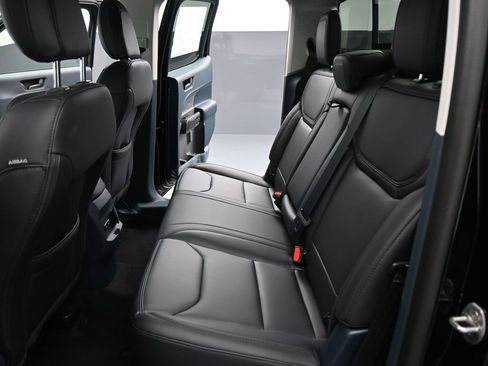 New 2025 Ford Maverick Lariat w/ Black Appearance Package AWD/4WD image 21