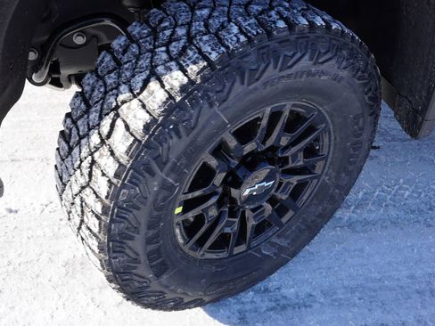 New 2026 Chevrolet Silverado 2500 ZR2 image 9