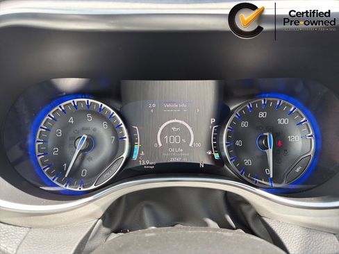 Certified 2023 Chrysler Pacifica Limited w/ Uconnect Theater Family Group AWD/4WD image 69