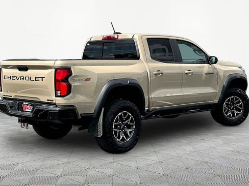 Used 2024 Chevrolet Colorado ZR2 w/ Technology Package image 6