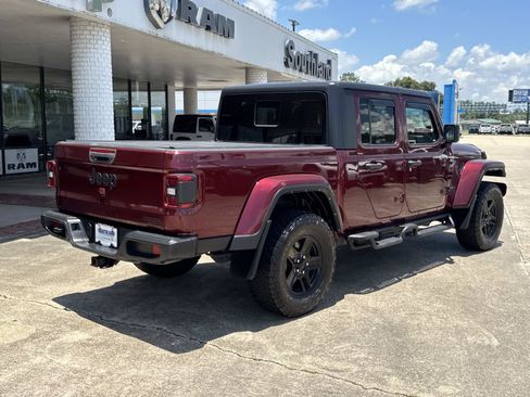 Used 2021 Jeep Gladiator Sport AWD/4WD image 7