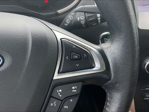 Used 2019 Ford Edge SEL w/ Equipment Group 201A FWD image 25