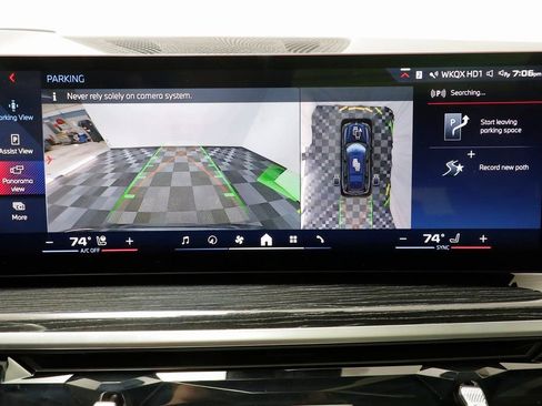 Certified 2025 BMW X7 M60i AWD/4WD image 12