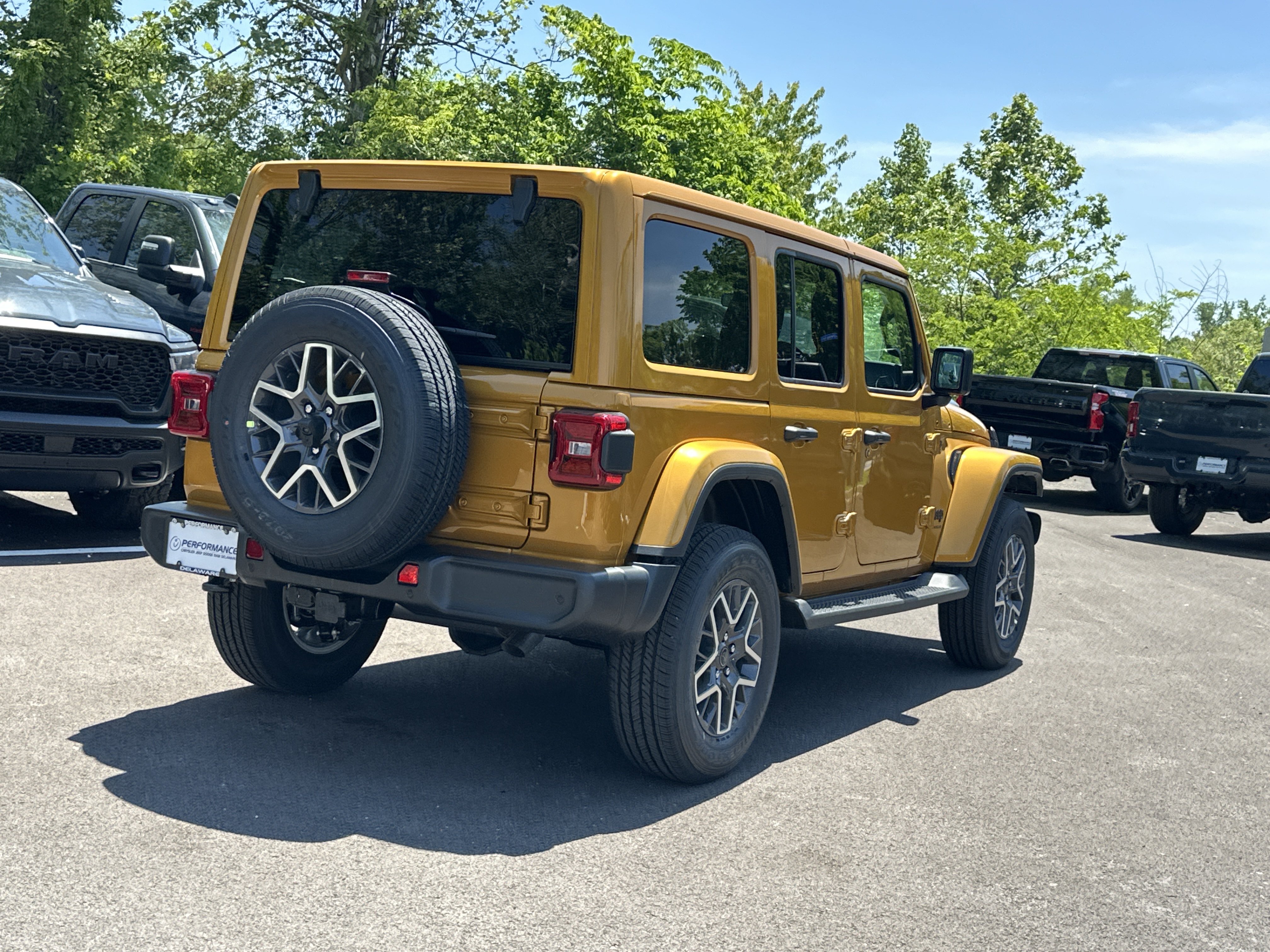 New 2026 Jeep Wrangler Unlimited Sahara AWD/4WD image 16