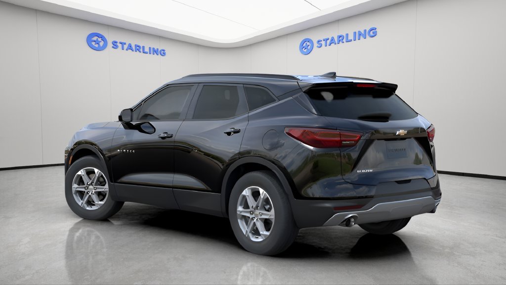 New 2026 Chevrolet Blazer LT w/ Convenience Package FWD image 2