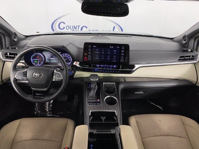 Used 2021 Toyota Sienna Limited AWD/4WD image 15