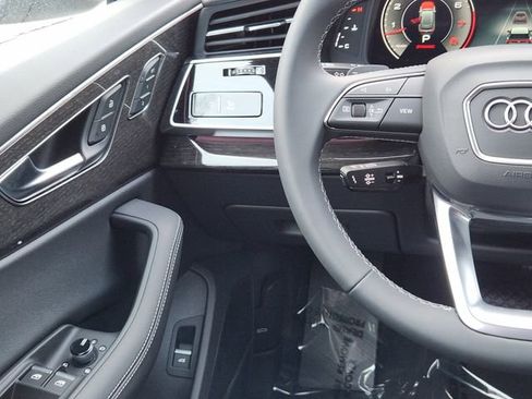 New 2026 Audi Q8 Premium Plus image 25