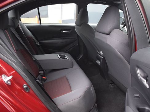 Used 2025 Toyota Corolla SE FWD image 11