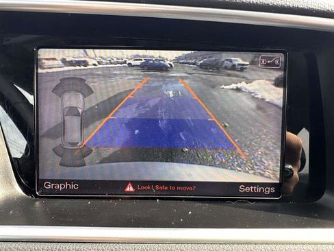 Used 2017 Audi Q5 2.0T Premium Plus w/ Technology Package image 14