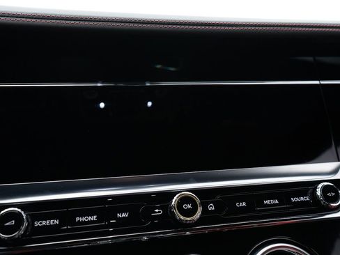 Used 2024 Bentley Continental GT V8 AWD/4WD image 37