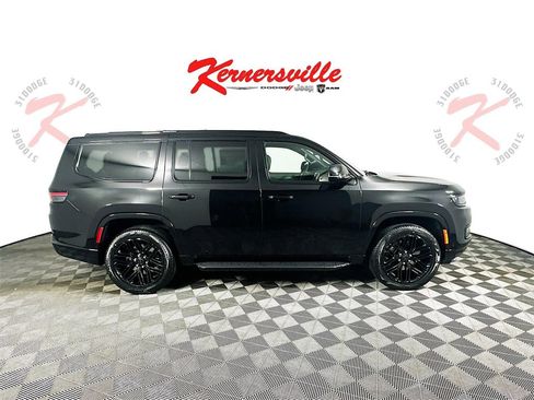 New 2025 Jeep Wagoneer Series II image 8