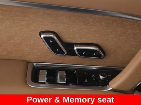 Used 2024 Land Rover Range Rover SV AWD/4WD image 20