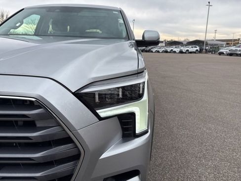 Used 2023 Toyota Sequoia Limited image 37