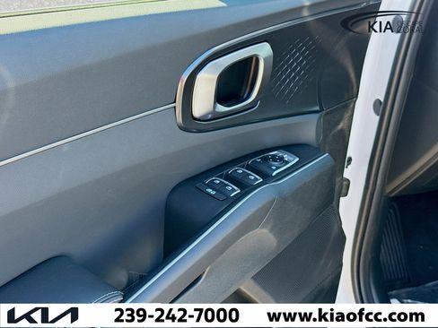 New 2026 Kia Sorento LX image 22