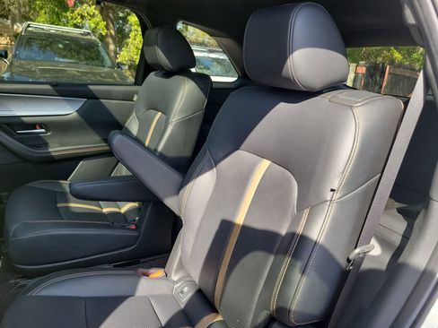 Used 2024 MAZDA CX-90 Plug-In Hybrid w/ Premium Plus image 17