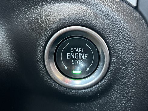 Used 2025 Chevrolet Silverado 1500 Custom RWD image 21