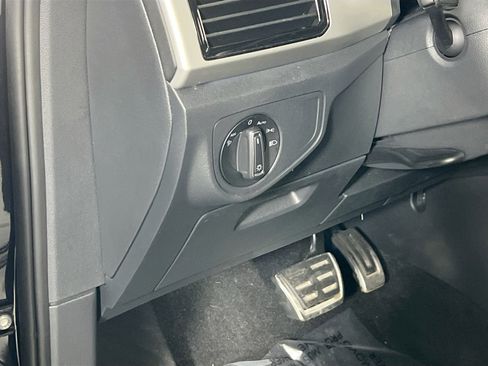 Used 2023 Volkswagen Atlas Cross Sport SEL R-Line image 10