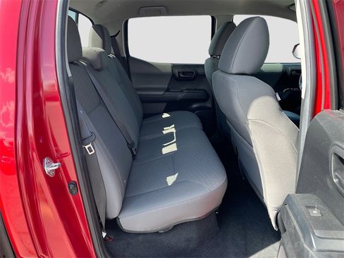Used 2022 Toyota Tacoma SR image 23