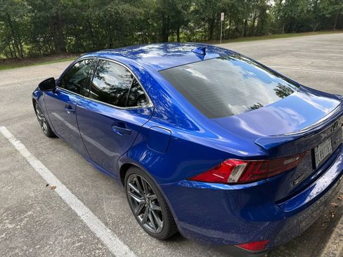 Used 2016 Lexus IS 200t image 8