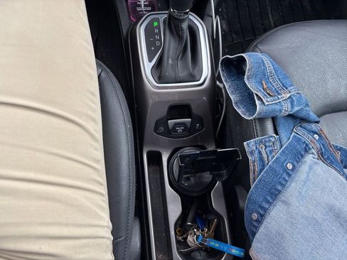 Used 2022 Jeep Renegade Limited image 20