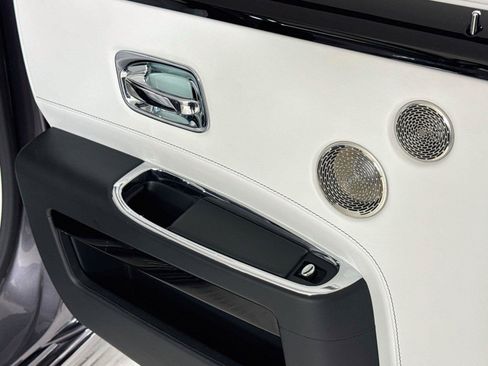 Used 2019 Rolls-Royce Ghost RWD image 27
