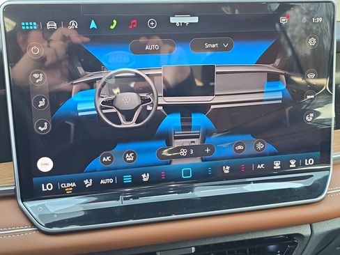 New 2026 Volkswagen Tiguan SEL R-Line image 23