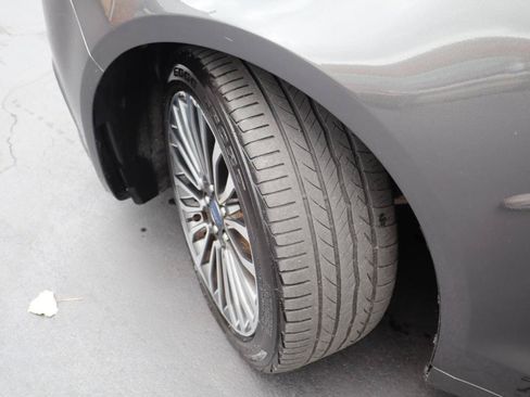 Used 2018 Ford Fusion Titanium AWD/4WD image 19