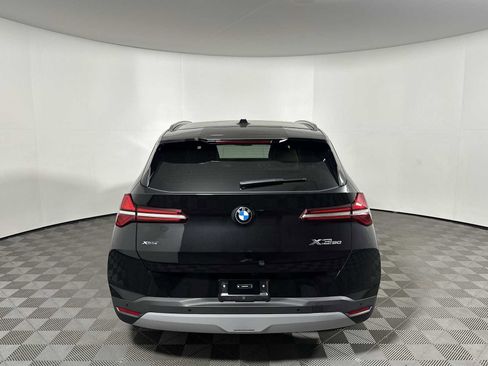 New 2025 BMW X3 xDrive30i w/ Premium Package image 2
