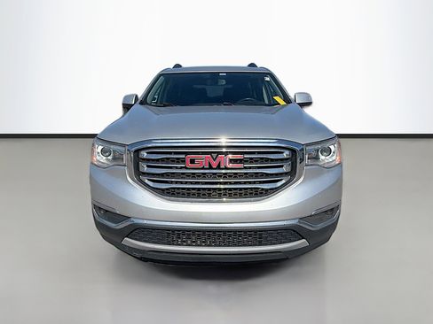 Used 2017 GMC Acadia SLT image 3
