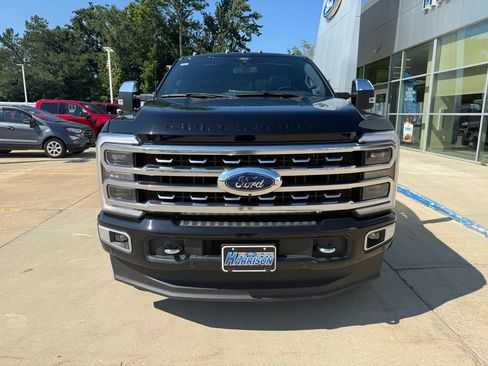 Used 2024 Ford F250 Platinum AWD/4WD image 8