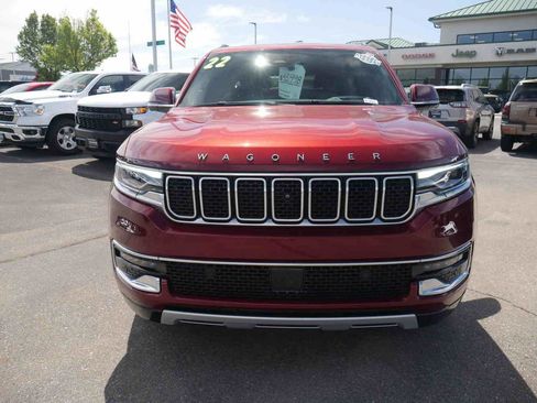 Certified 2022 Jeep Wagoneer Series II w/ Convenience Group I AWD/4WD image 3