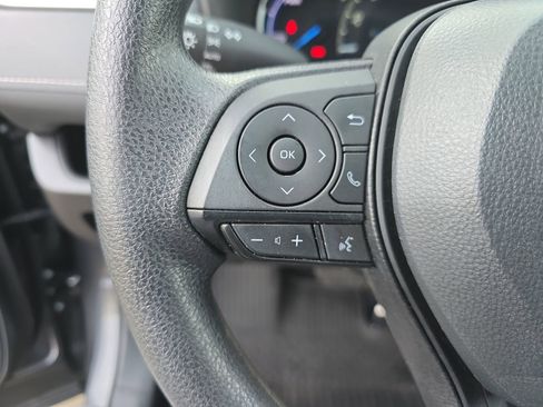 Used 2024 Toyota RAV4 XLE image 22