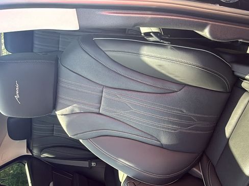 Certified 2024 Buick Envision Avenir AWD/4WD image 23