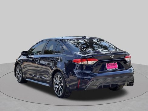 Used 2022 Toyota Corolla SE FWD image 3
