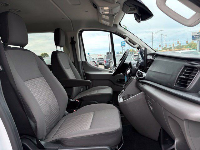 Used 2024 Ford Transit 350 XLT RWD image 3