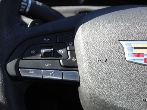 Used 2025 Cadillac XT4 Sport image 22