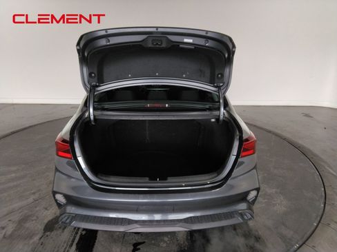 Used 2023 Kia Forte LXS image 9