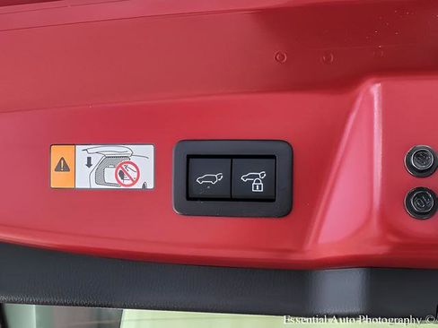 New 2026 Toyota Prius Plug-In Hybrid FWD image 21